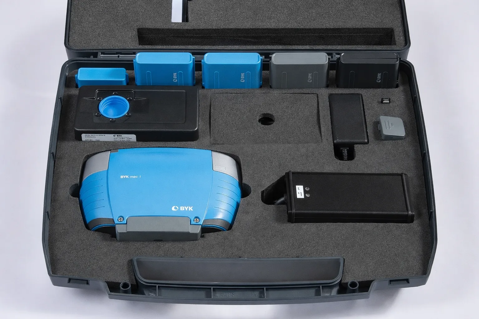 BYK-mac i kit with calibration standards, docking station and batteries